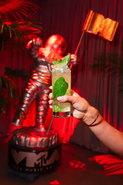 Moonwalk Mojito (Photo Credit_ Yuxi Liu for BACARDÍ).jpg