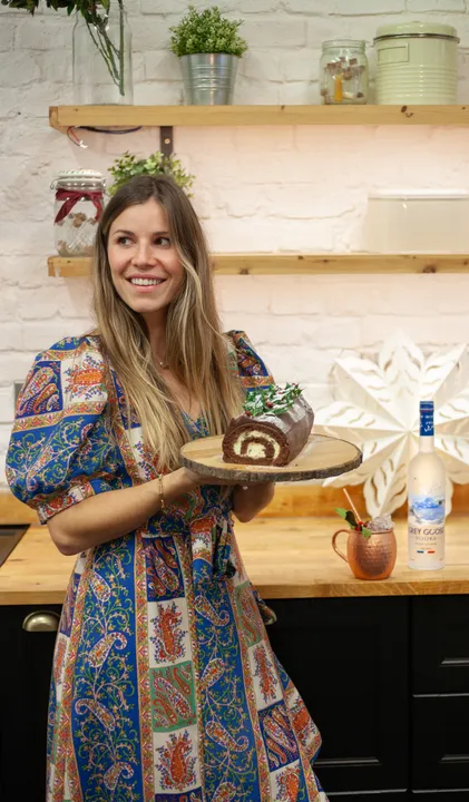 GREY GOOSE® VODKA AND TV BAKING STAR, MANON LAGRÈVE, CALL ON THE UK 
TO GET BAKING AND COCKTAIL-MAKING THIS CHRISTMAS 
